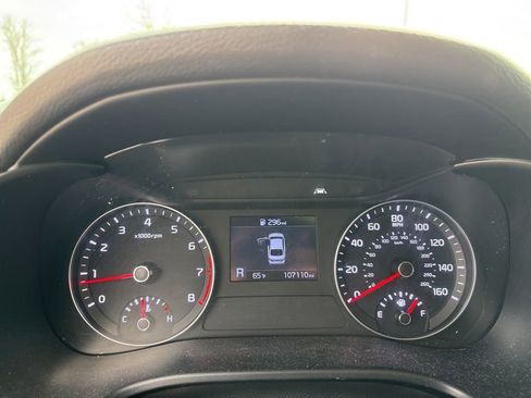 Used 2019 Kia Forte LXS FWD image 25