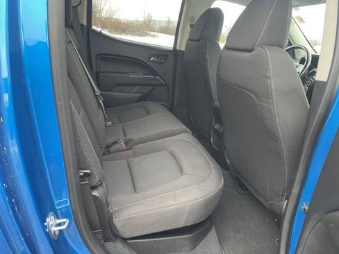 Used 2022 Chevrolet Colorado LT w/ Safety Package image 21