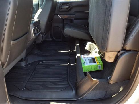 Used 2021 GMC Sierra 1500 SLT image 30