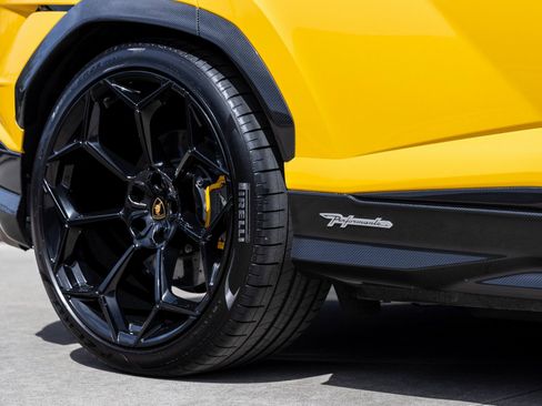 Used 2024 Lamborghini Urus Performante image 20