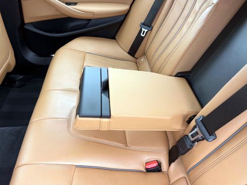 Used 2021 BMW 540i xDrive w/ Convenience Package AWD/4WD image 10