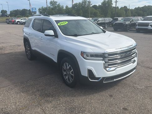 Used 2021 GMC Acadia SLE w/ Driver Convenience Package FWD image 3