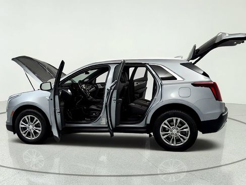 Used 2023 Cadillac XT5 Premium Luxury w/ LPO, Floor Liner Package FWD image 10
