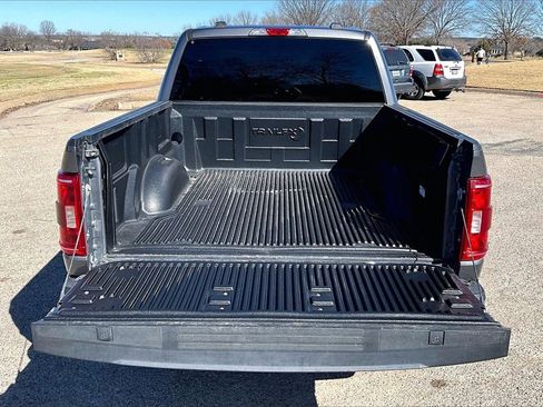 Used 2021 Ford F150 XLT image 29