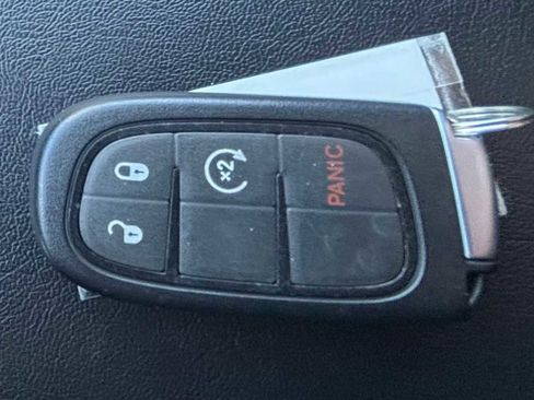 Certified 2021 Jeep Cherokee Latitude Plus image 27