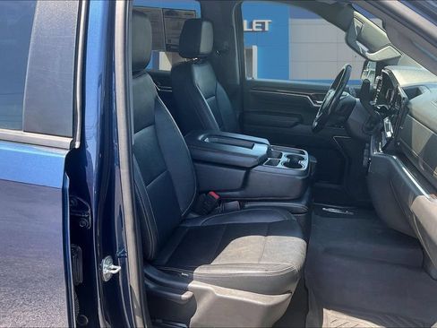 Used 2022 Chevrolet Silverado 1500 LT AWD/4WD image 29