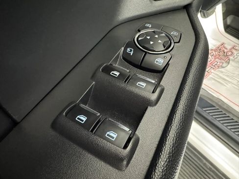 Used 2024 Ford Expedition Max XLT AWD/4WD image 45