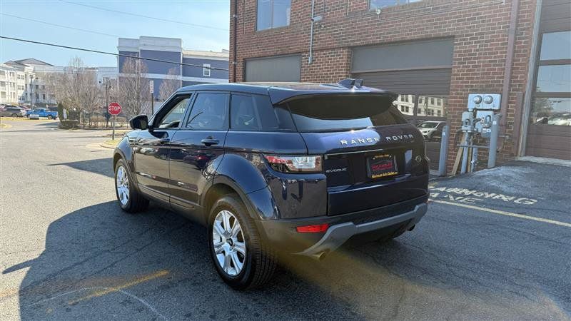 Used 2016 Land Rover Range Rover Evoque SE AWD/4WD image 20