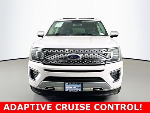 Used 2019 Ford Expedition Platinum image 2