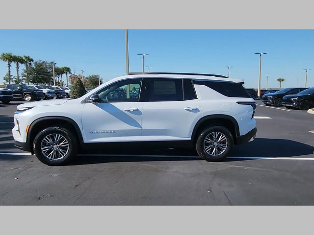 New 2026 Chevrolet Traverse LT w/ Enhanced Driving Package FWD image 20