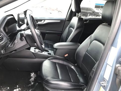 Used 2023 Ford Escape Platinum AWD/4WD image 14