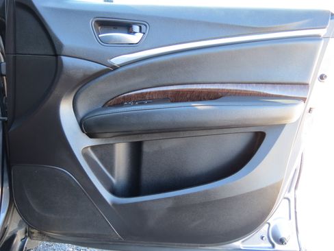 Used 2018 Acura MDX FWD image 31