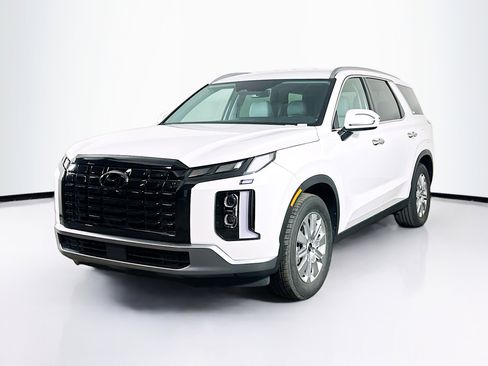 Used 2025 Hyundai Palisade SEL image 3