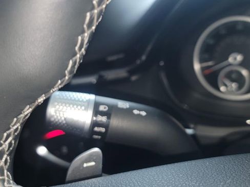 Used 2022 Genesis GV70 2.5T w/ Advanced Package image 16