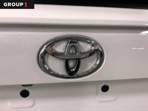 Used 2023 Toyota RAV4 LE AWD/4WD image 10
