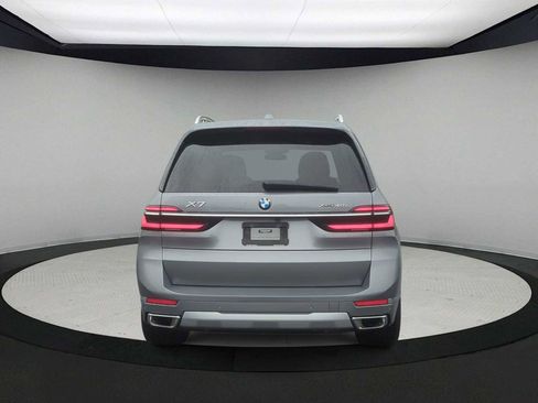 Certified 2023 BMW X7 xDrive40i w/ Premium Package image 7
