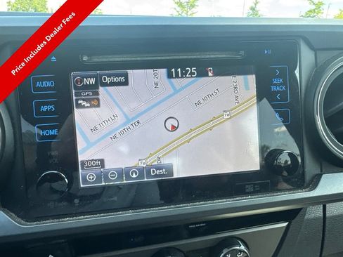 Used 2018 Toyota Tacoma TRD Sport RWD image 7