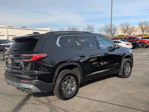 Certified 2025 GMC Acadia Elevation image 9