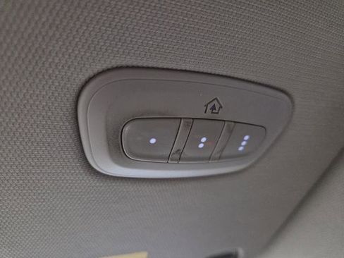 Used 2021 RAM 1500 Laramie image 28