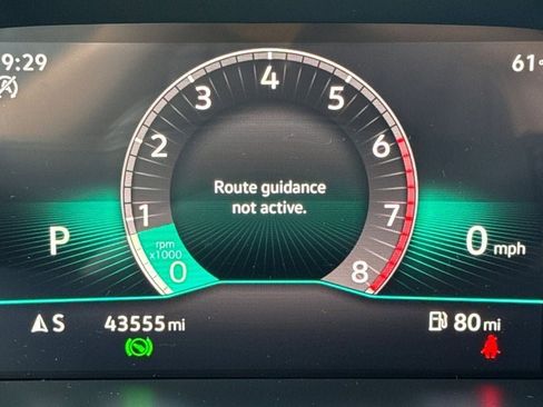 Used 2023 Volkswagen Tiguan SE R-Line image 23