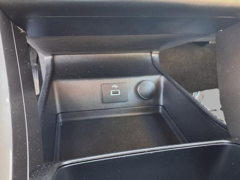 Used 2018 Ford Fusion S image 8