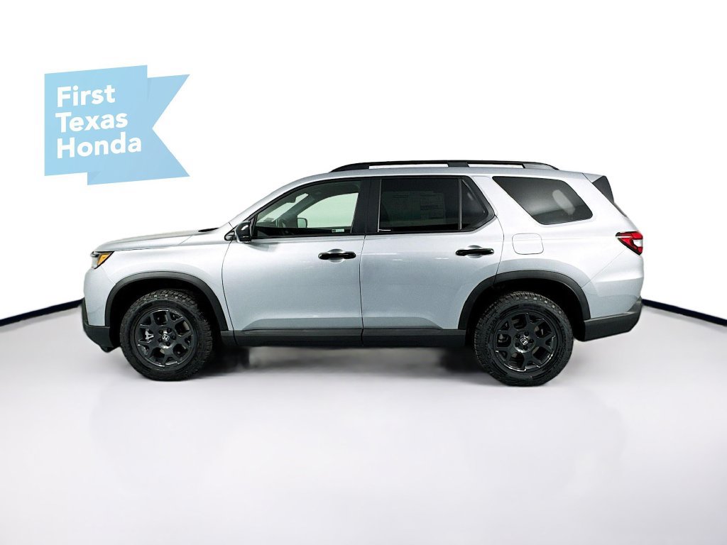 New 2026 Honda Pilot TrailSport image 4