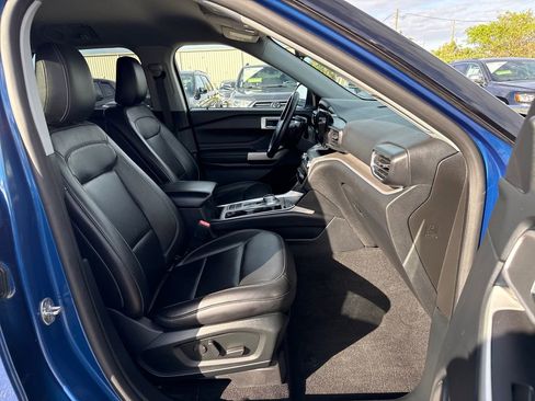 Certified 2020 Ford Explorer XLT w/ Equipment Group 202A image 24