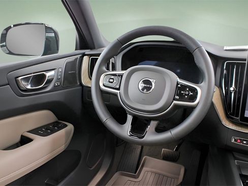 New 2026 Volvo XC60 B5 Plus w/ Protection Package Premier image 14