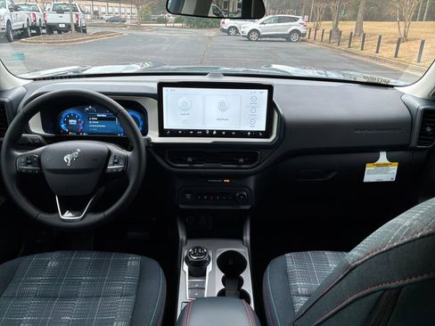 Used 2025 Ford Bronco Sport Heritage w/ Convenience Package image 15