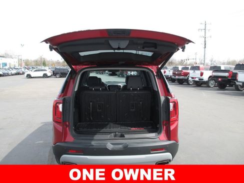 Used 2023 GMC Acadia SLT w/ Technology Package image 8