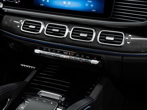 Used 2025 Mercedes-Benz GLE 63 AMG S image 24