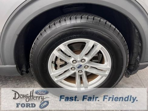 Used 2023 Ford Explorer XLT w/ Equipment Group 202A image 17