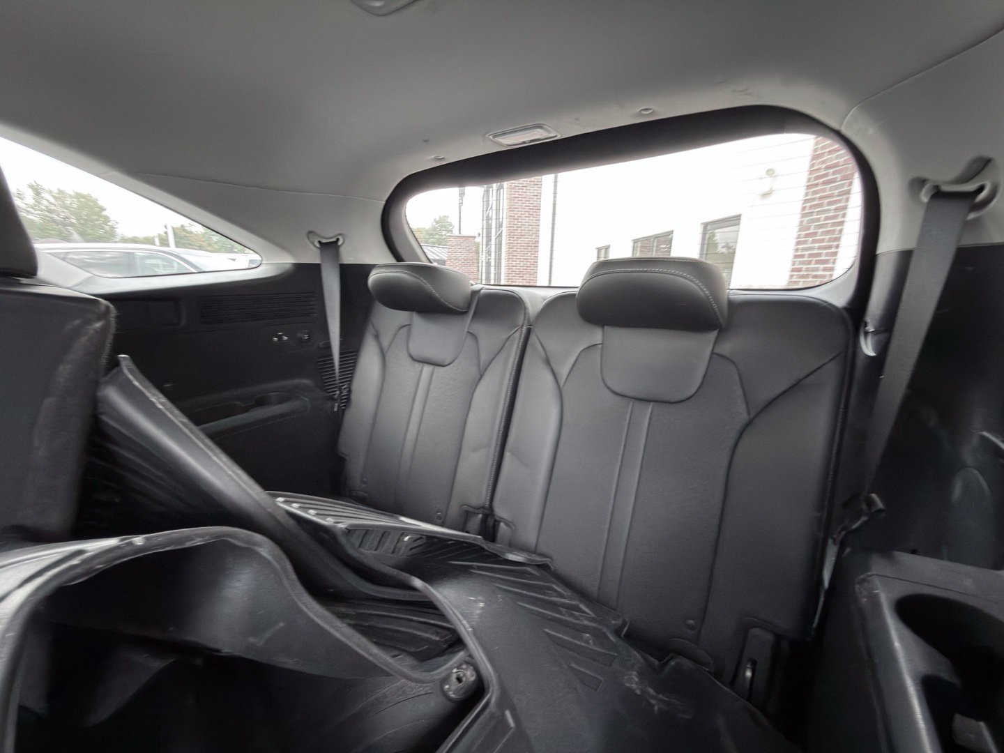 Used 2022 Kia Sorento S FWD image 27