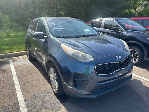 Used 2018 Kia Sportage LX FWD image 5
