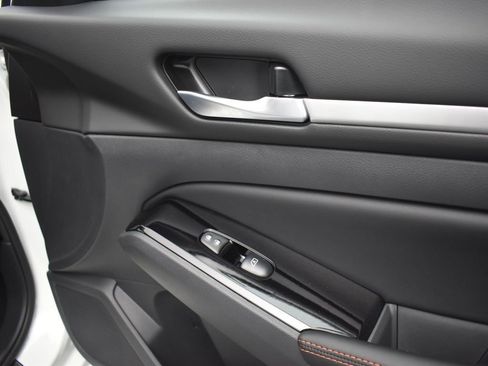 New 2025 Nissan Altima 2.5 SR image 24