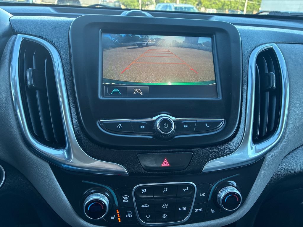 Used 2018 Chevrolet Equinox LT AWD/4WD image 22