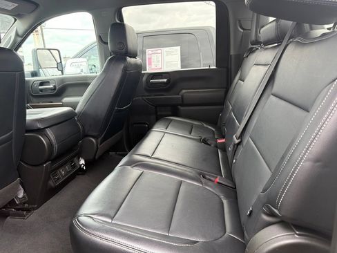 Used 2022 Chevrolet Silverado 2500 LT w/ Convenience Package AWD/4WD image 12
