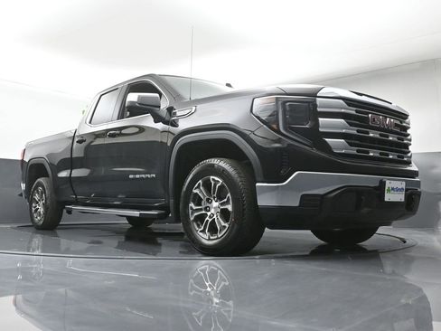 New 2025 GMC Sierra 1500 SLE w/ Preferred Package image 27