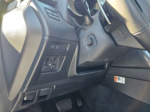 Used 2025 Lexus LX 600 4WD w/ Interior Upgrade Package image 21