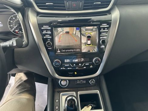 Used 2024 Nissan Murano Platinum image 11