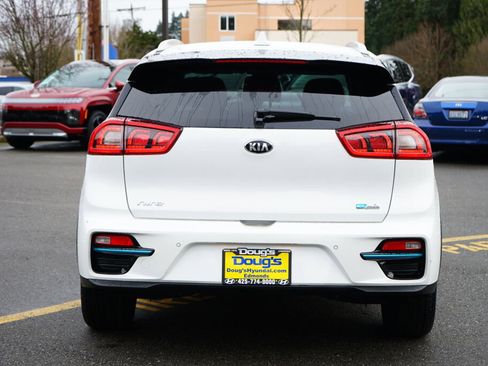 Used 2019 Kia Niro EX Premium w/ Cold Weather Package 1.0 image 4
