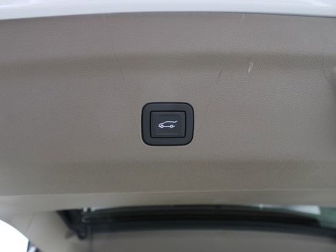 New 2026 GMC Yukon XL Denali w/ Denali Reserve Package image 27