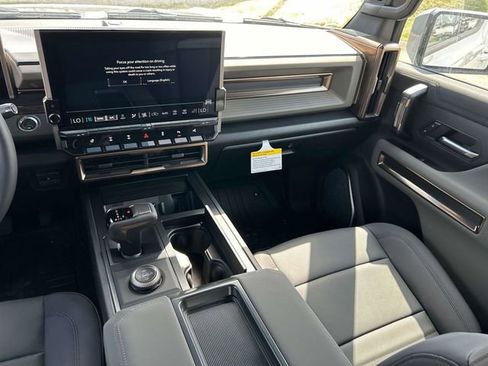 New 2025 GMC Hummer EV 3X w/ Battery Pack, 24 Module Pack AWD/4WD image 16