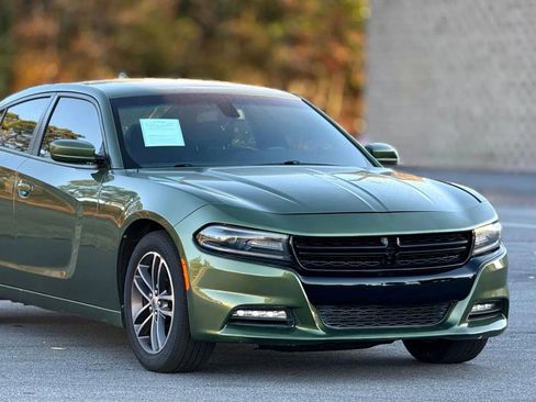 Used 2019 Dodge Charger SXT w/ Cold Weather Package image 14