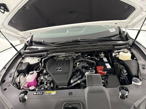 Certified 2025 Lexus RX 350 FWD w/ Accessory Package image 29