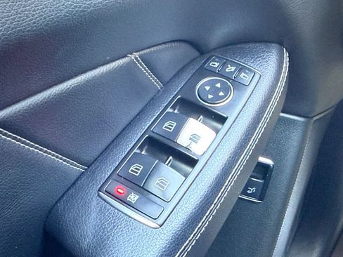 Used 2015 Mercedes-Benz GL 450 4MATIC image 39