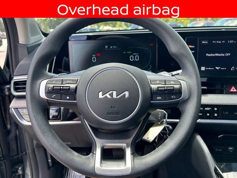 Used 2025 Kia Sportage LX FWD image 23