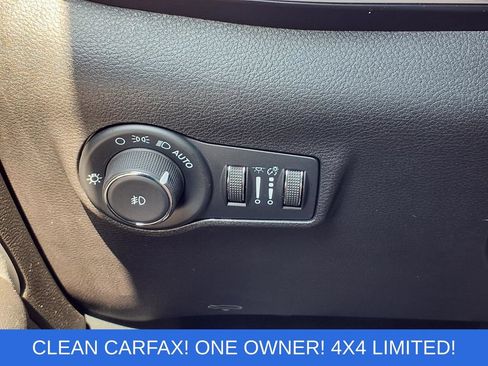 Used 2025 Jeep Compass Limited AWD/4WD image 17