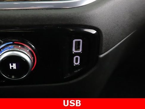 Used 2024 GMC Sierra 3500 SLE w/ SLE Convenience Package image 25