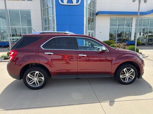Used 2016 Chevrolet Equinox LTZ w/ Enhanced Convenience Package FWD image 4